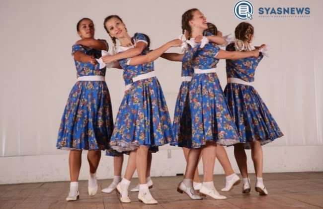 Народный ансамбль танца «Русь» лауреаты «Паруса надежды»