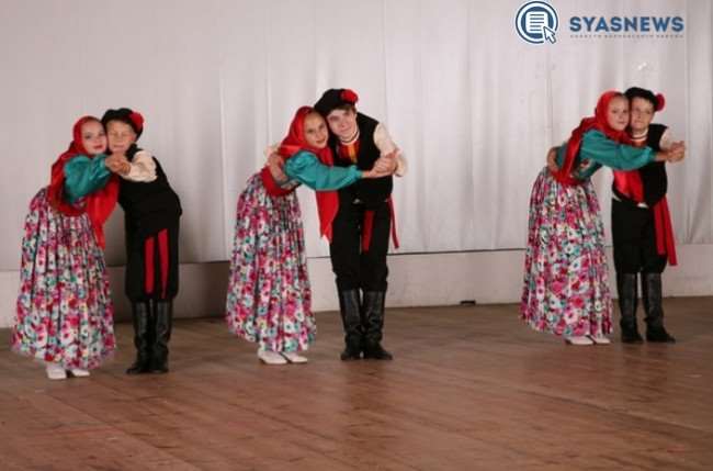 Народный ансамбль танца «Русь» лауреаты «Паруса надежды»
